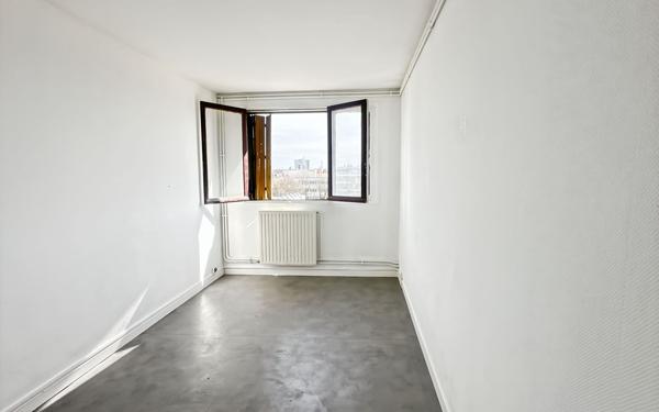 Appartement à vendre    3 pièces • 54 m2 Bondy