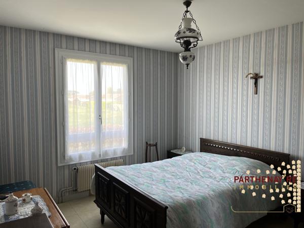Pavillon sur sous-sol à SAINT-MAIXENT-L'ÉCOLE