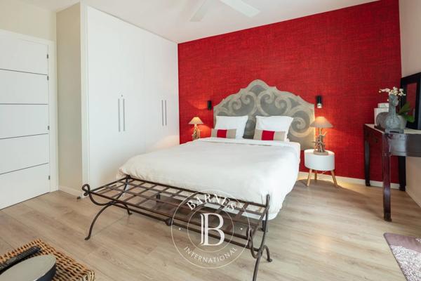 Perpignan, Maison 6 Chambres -  360 m² à vendre