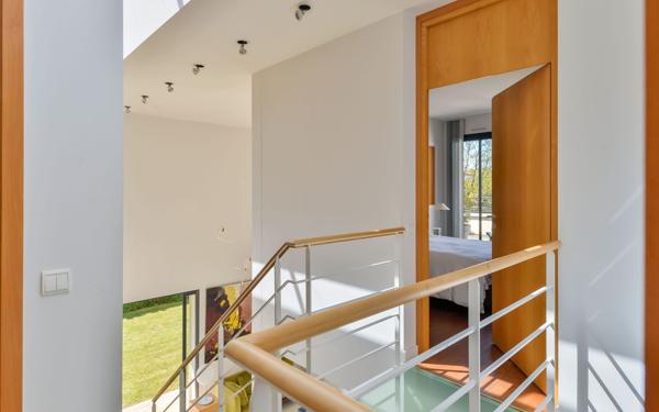Maison à vendre    5 pièces • 217 m2 Saint-Cyr-au-Mont-d'Or