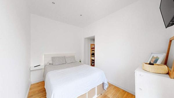 Jolie maison 3 chambres sur 200m² de terrain à MANTES LA VILLE