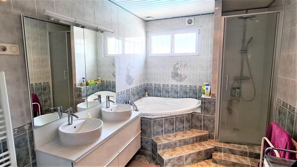 Villa T5 de 163 m² PECHBONNIEU