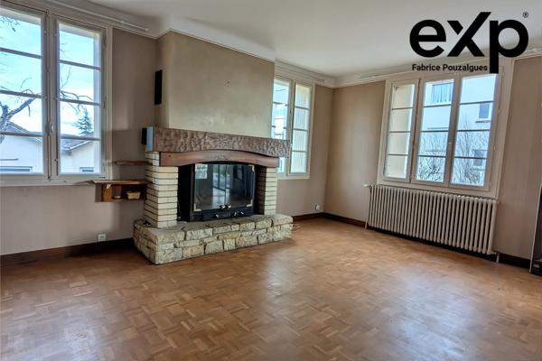 Maison spacieuse avec potentiel