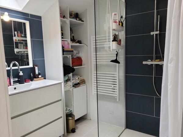 Maison, gîte, jardin cuisine d'été, vue dégagée.