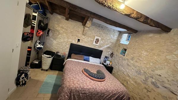 Maison, gîte, jardin cuisine d'été, vue dégagée.