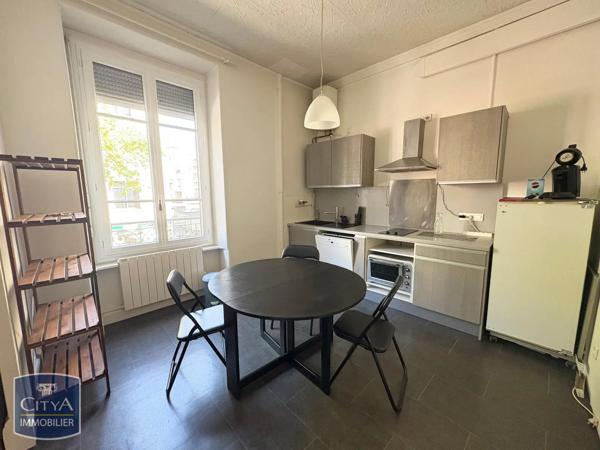 Appartement à louer 2 pièces 39.81m² Villeurbanne (69100)
