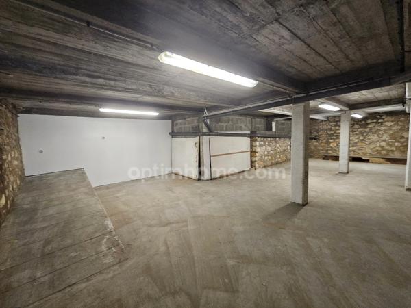 Local/bureau à louer 48 m² et 70 m² de stockage ANGOULEME (16)