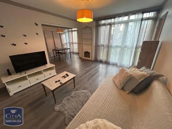 Appartement à louer 4 pièces 77.64m²
