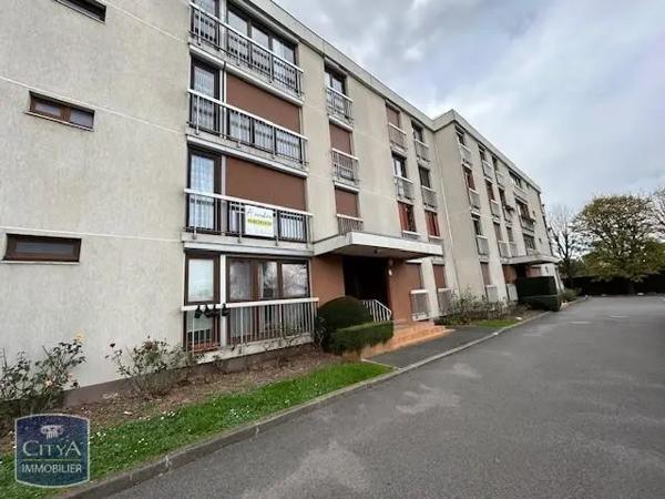 Appartement à louer 4 pièces 77.64m²