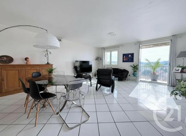 Appartement F5 à vendre  5 pièces - 120,75 m2 MARTIGUES - 13