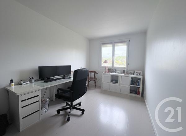 Appartement F5 à vendre  5 pièces - 120,75 m2 MARTIGUES - 13