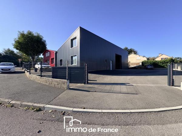 Local bureaux + dépôt Flavin