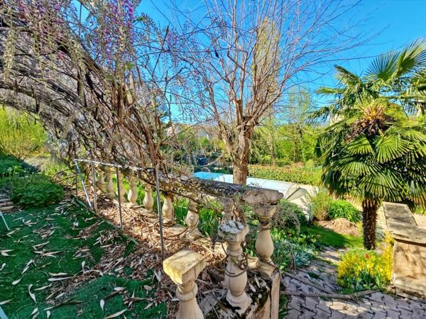 Maison à vendre 6 pièces de 141 m²