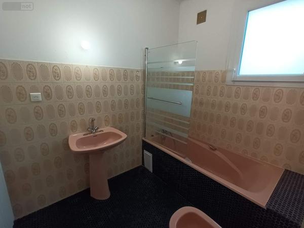 Maison à louer à Saint-Sulpice-des-Landes en Ille-et-Vilaine (35390), ref : 136/4092b