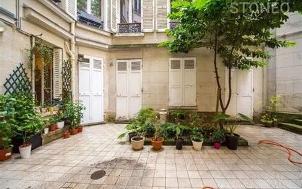 Appartement à vendre    2 pièces • 37 m2 Paris 17