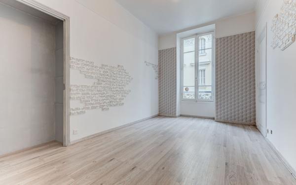 Appartement à vendre    3 pièces • 84 m2 Nice