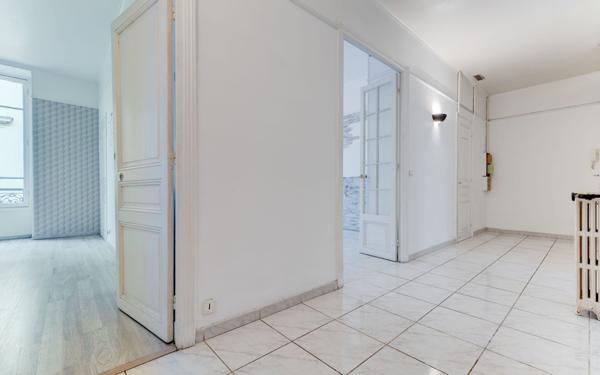 Appartement à vendre    3 pièces • 84 m2 Nice