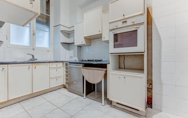 Appartement à vendre    3 pièces • 84 m2 Nice