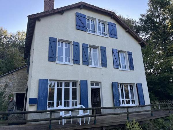 Maison à vendre |  Saint-Dizier-Leyrenne |  7 pièces | 188 m²