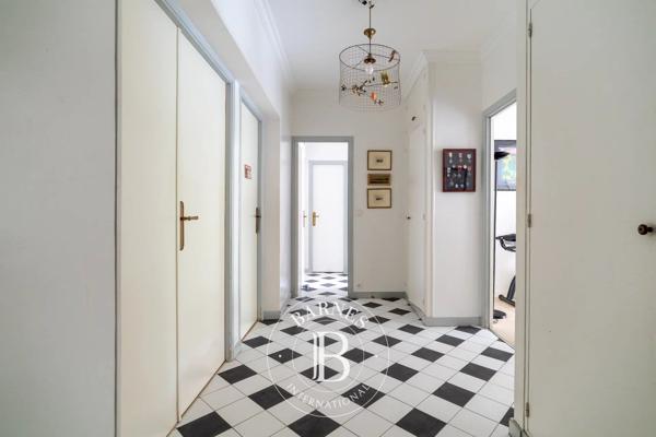 Neuilly-sur-Seine, Appartement 4 Chambres -  117 m² à vendre
