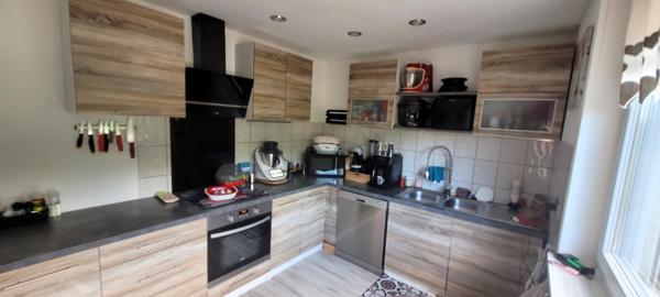 Munster (68140) Jolie maison jumelée avec jardin plein sud, lumineuse, 3 chambres