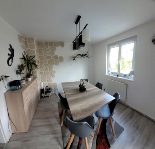 Munster (68140) Jolie maison jumelée avec jardin plein sud, lumineuse, 3 chambres