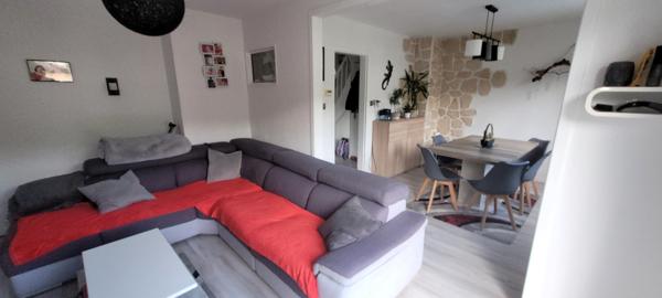 Munster (68140) Jolie maison jumelée avec jardin plein sud, lumineuse, 3 chambres