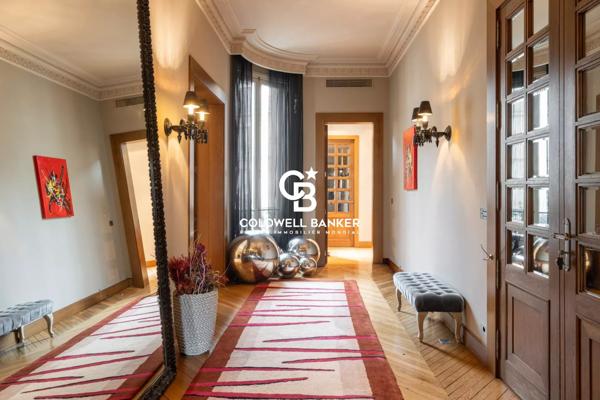 Appartement 8 pièces à vendre Paris 16ème - 75016 / Réf: 21973-VD-PL