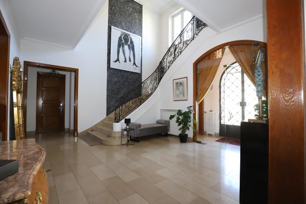 Maison 10 pièces - 321 m² Bien prestige