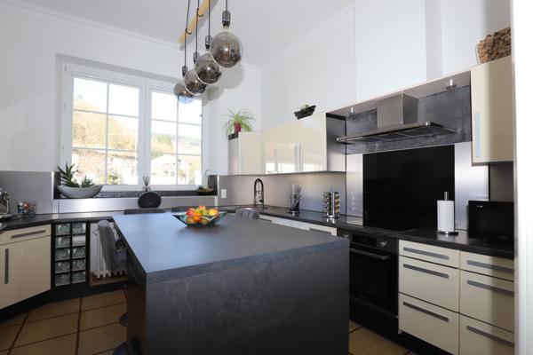 Maison 10 pièces - 321 m² Bien prestige