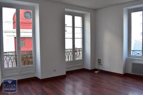 Appartement à louer 1 pièce 24.42m² Pau (64000)