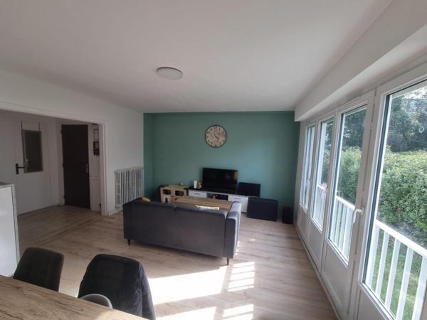 T3 lumineux avec garage proche gare