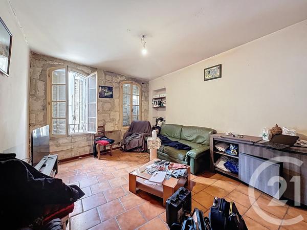 Immeuble à vendre  140,65 m2 TARASCON - 13