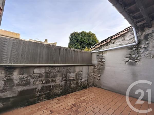 Immeuble à vendre  140,65 m2 TARASCON - 13