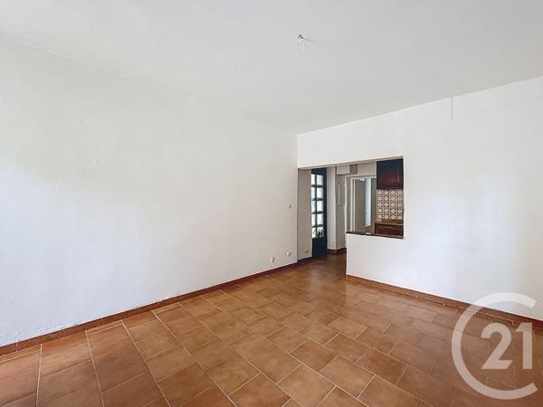 Immeuble à vendre  140,65 m2 TARASCON - 13