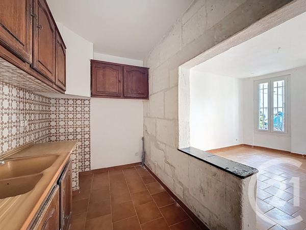 Immeuble à vendre  140,65 m2 TARASCON - 13