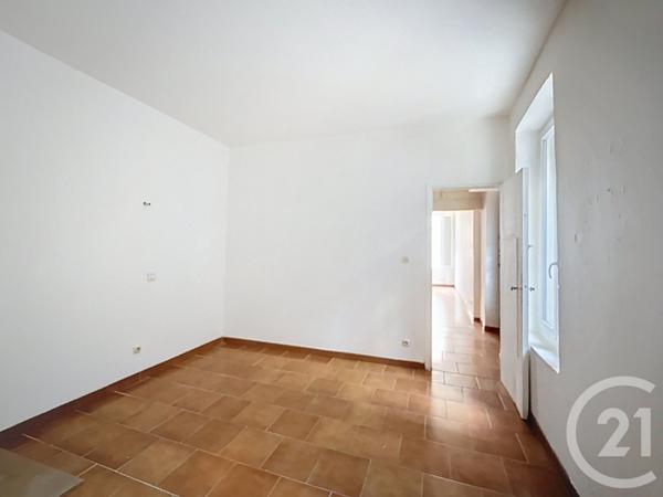 Immeuble à vendre  140,65 m2 TARASCON - 13