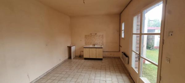 Vente                                                      Maison
                        
                     7 pièces                      151 m2                     à Pont-sur-Yonne