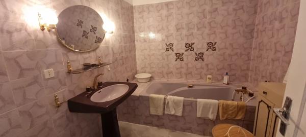 Vente                                                      Maison
                        
                     7 pièces                      151 m2                     à Pont-sur-Yonne