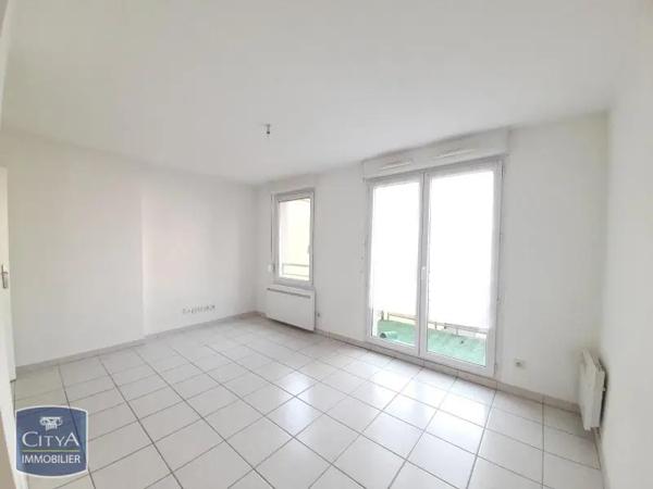 Appartement à louer 1 pièce 23.27m² Belfort (90000)