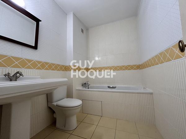 APPARTEMENT À VENDRE DE 5 PIÈCES DE 105,65 M²