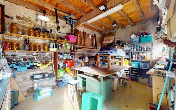 Maison à vendre    5 pièces •  Liergues