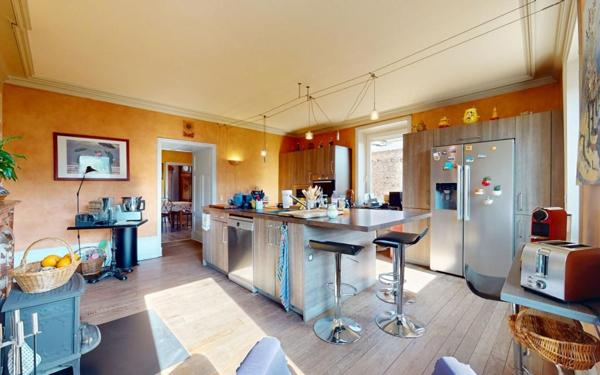 Maison à vendre    5 pièces •  Liergues