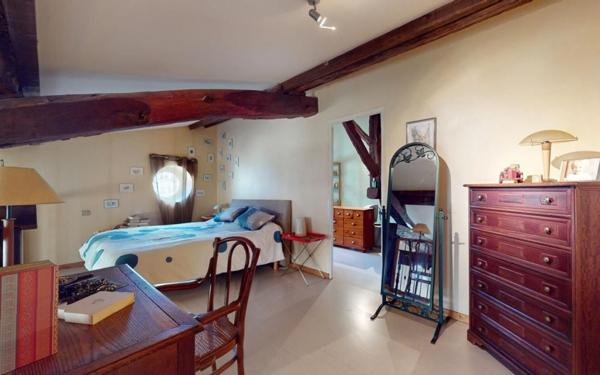 Maison à vendre    5 pièces •  Liergues