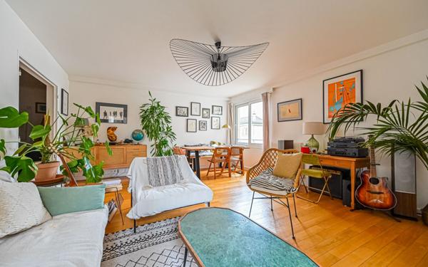 Appartement à vendre    3 pièces • 83,23 m2 Paris 18