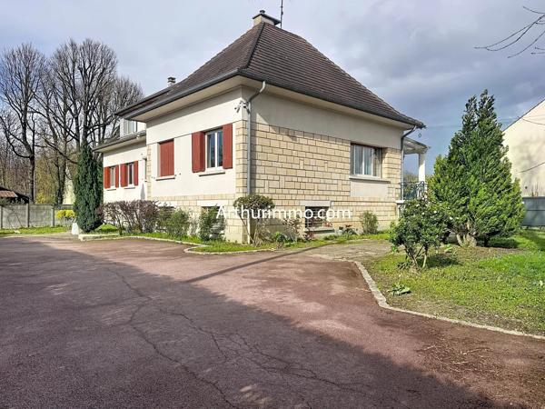 Vente                                                      Maison
                        
                     10 pièces                      220 m2                     à Villecresnes