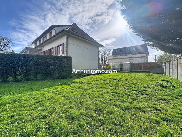 Vente                                                      Maison
                        
                     10 pièces                      220 m2                     à Villecresnes