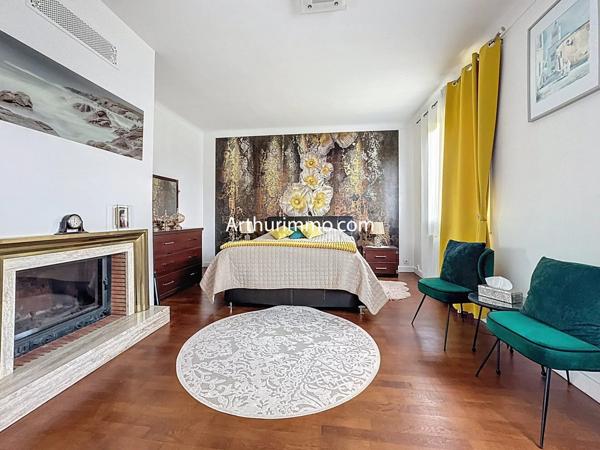 Vente Maison 10 pièces 220 m2 à Villecresnes