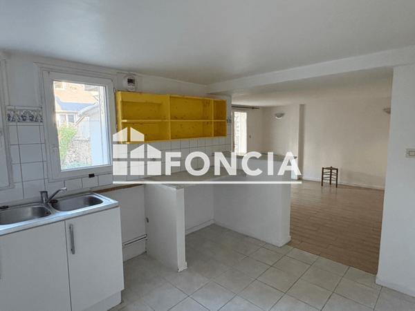 Location Studio 27.28 m² - 12 IMPASSE NOTRE DAME DU CHEMIN Orleans 45000