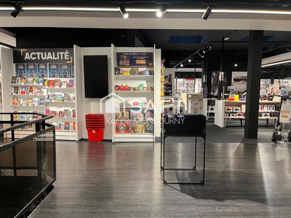 LOCAL COMMERCIAL HYPER-CENTRE